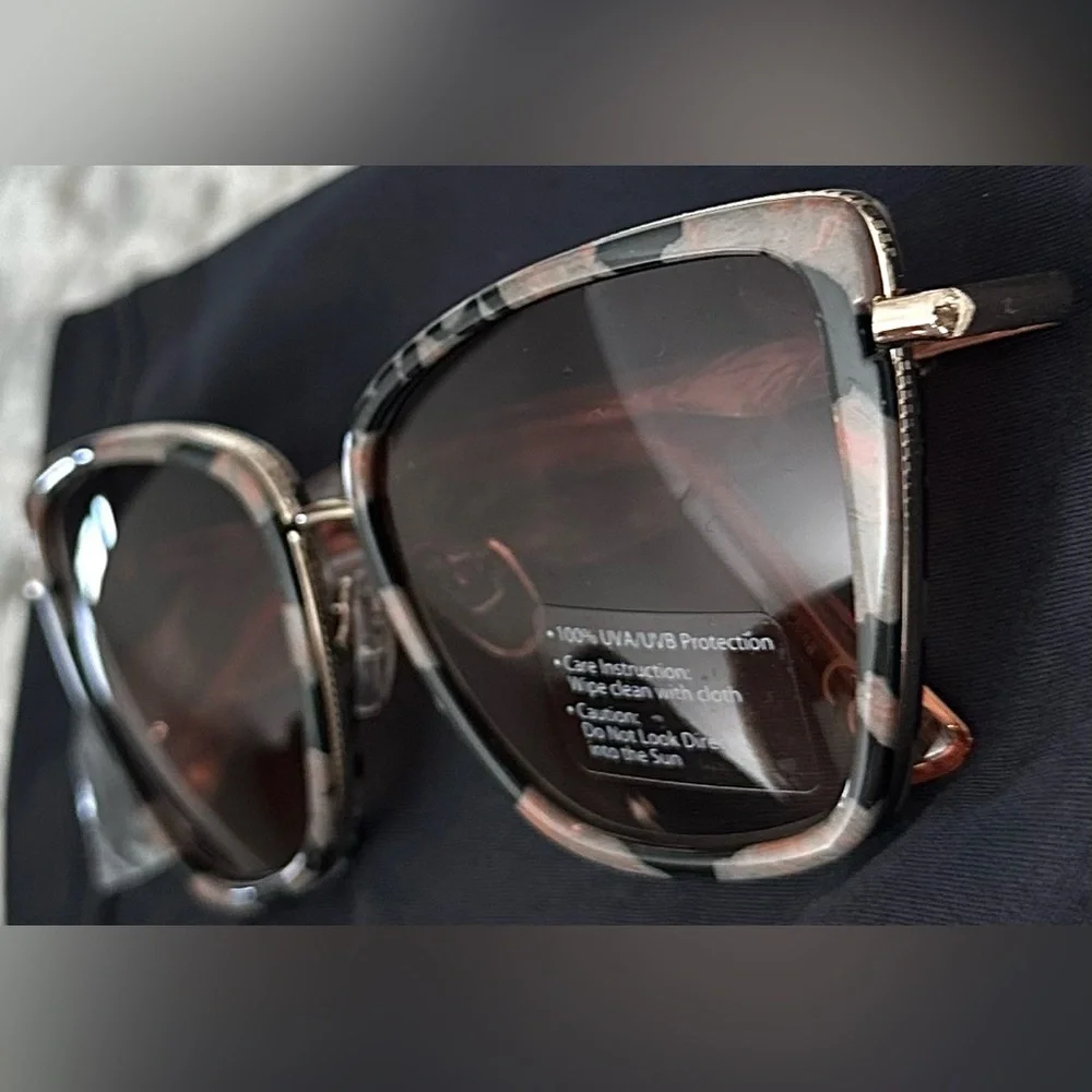 RARE Rag & Bone NWT 56mm Cateye Sunglasses